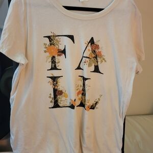 Maurices Cream Fall Graphic Tee Size XL